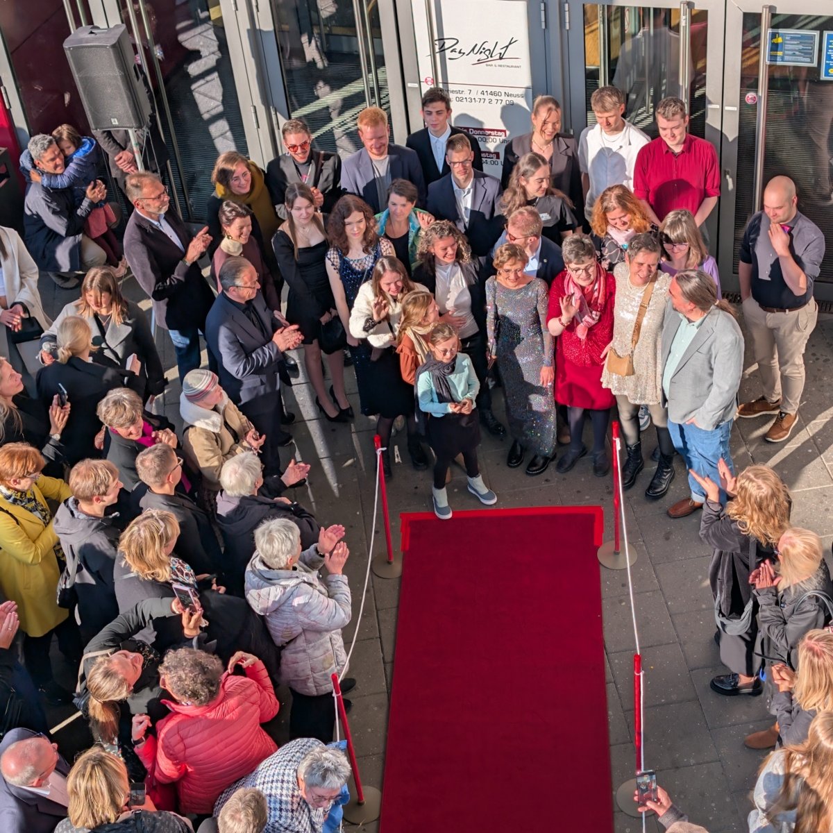 2025_11_24_Roter-Teppich